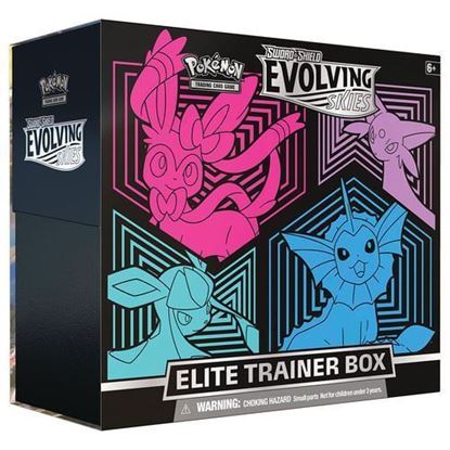 Immagine di Evoluzioni Eteree / Evolving Skies - Set Allenatore Fuoriclasse / Elite Trainer Box - Glaceon, Vaporeon, Sylveon e Espeon -Seconda scelta (ENG)